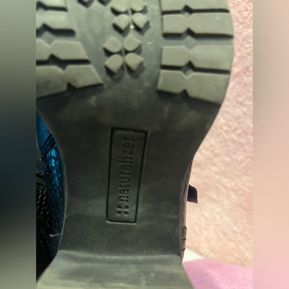 🖤Naturalizer boots in good condition🖤 - Picture 5 of 5
